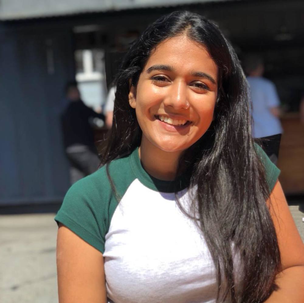 Meet your Posher, Naima